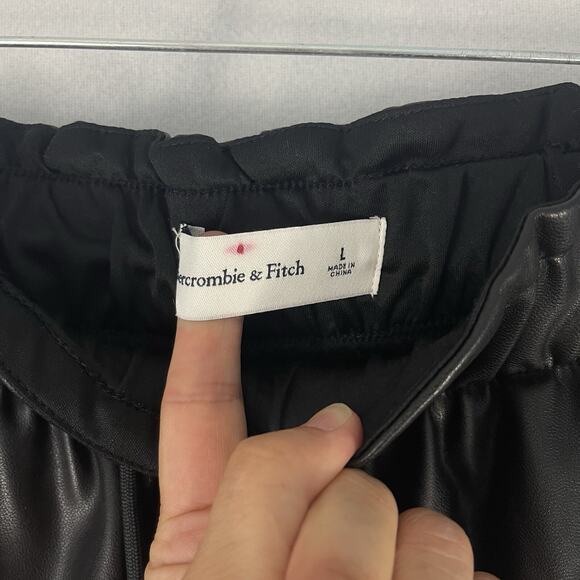 NWT Abercrombie & Fitch High Rise Black Faux Leather Pants Pull-On Size Large - Picture 6 of 16